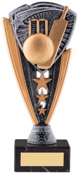 7.75Inch CRICKET UTOPIA HOLDER AWARD